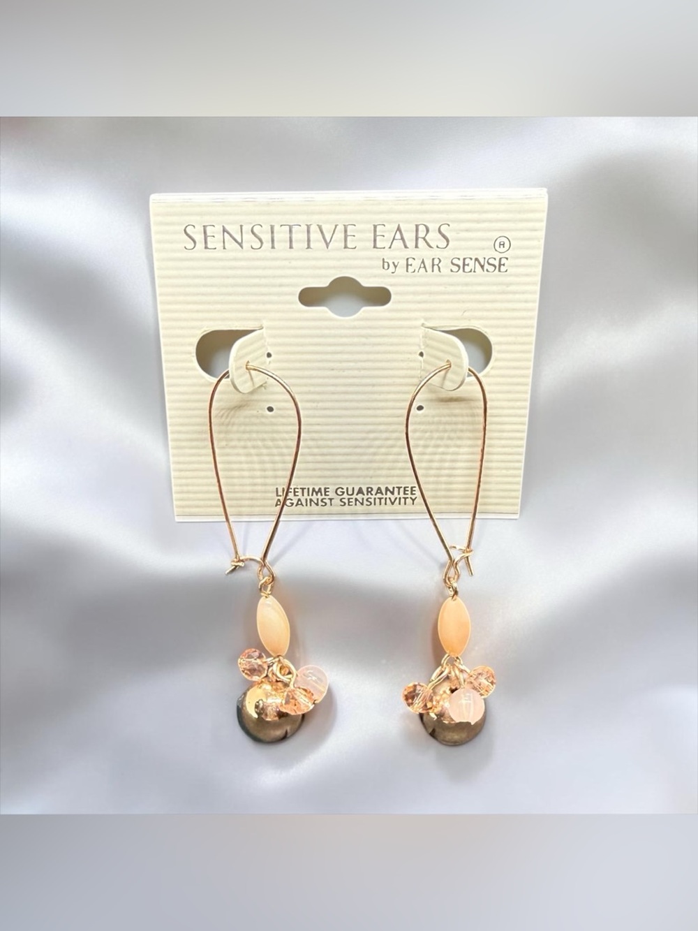 💛Sensitive Ears by Ear Sense💛Peach & Pale Pink Bead Cluster Drop Earrings/NIP